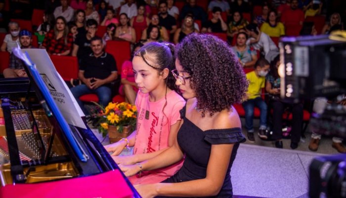 Veja fotos das apresentações do Recital de Piano do Projeto Orquestra em Ação